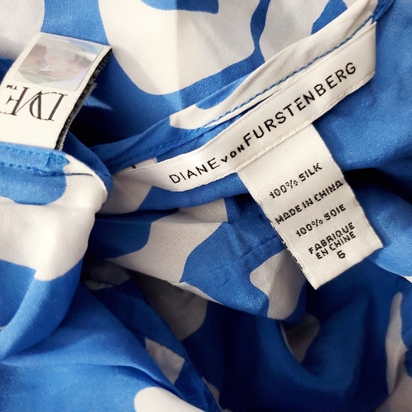 DVF Furstenberg Cascadia Leopard Silk Blouse - Picture 3 of 3